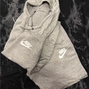 Nike Heather Gray Tracksuit